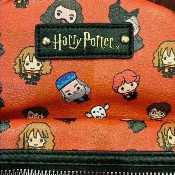 NWOT Harry Potter Chibi  faux leather Orange  mini bookbag By Wizarding World - Picture 3 of 7
